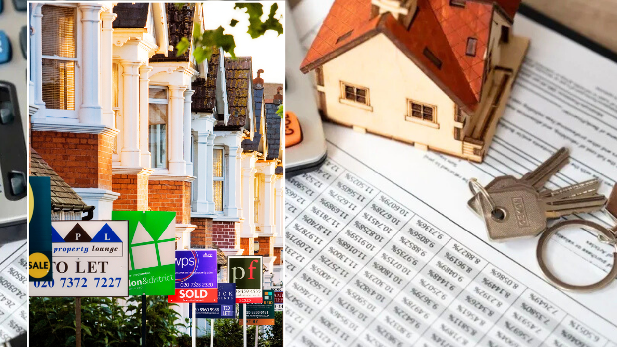 Houses for sale / mortgage document and keys