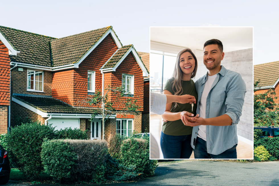 Houses / people buying property getting keys