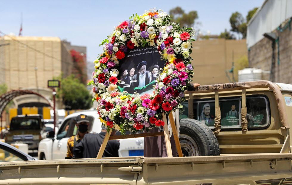 Houthi wreath for Raisi