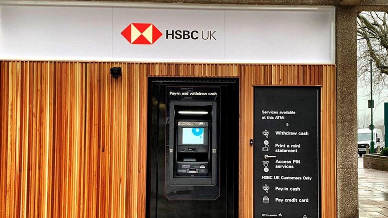 HSBC UK cash pod showing ATM