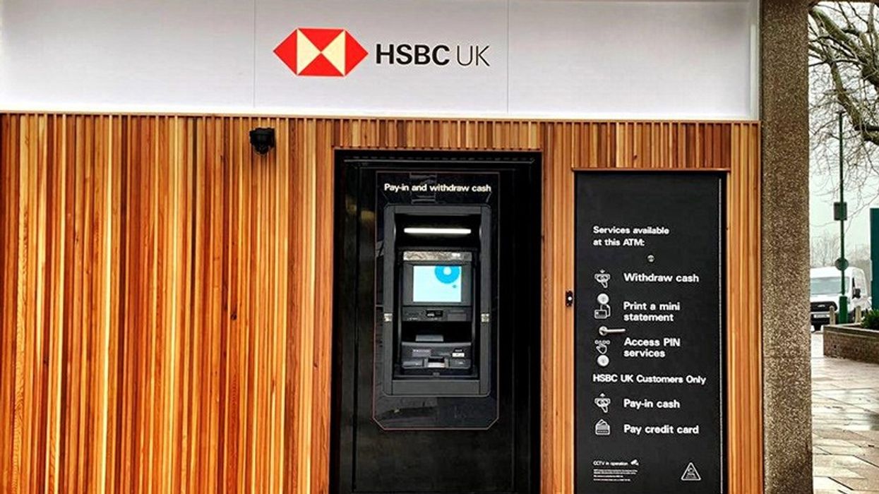 HSBC UK cash pod showing ATM
