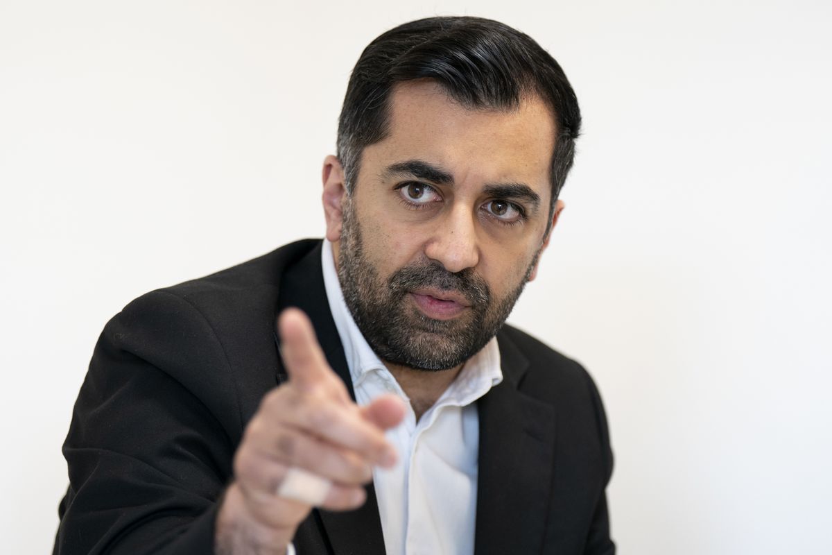 Humza Yousaf pointing his finger