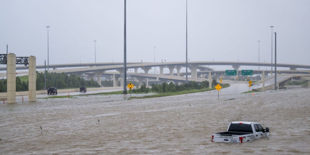 NextImg:US weather: Storms batter swathes of America while other areas of the country fry under dome of FIRE
