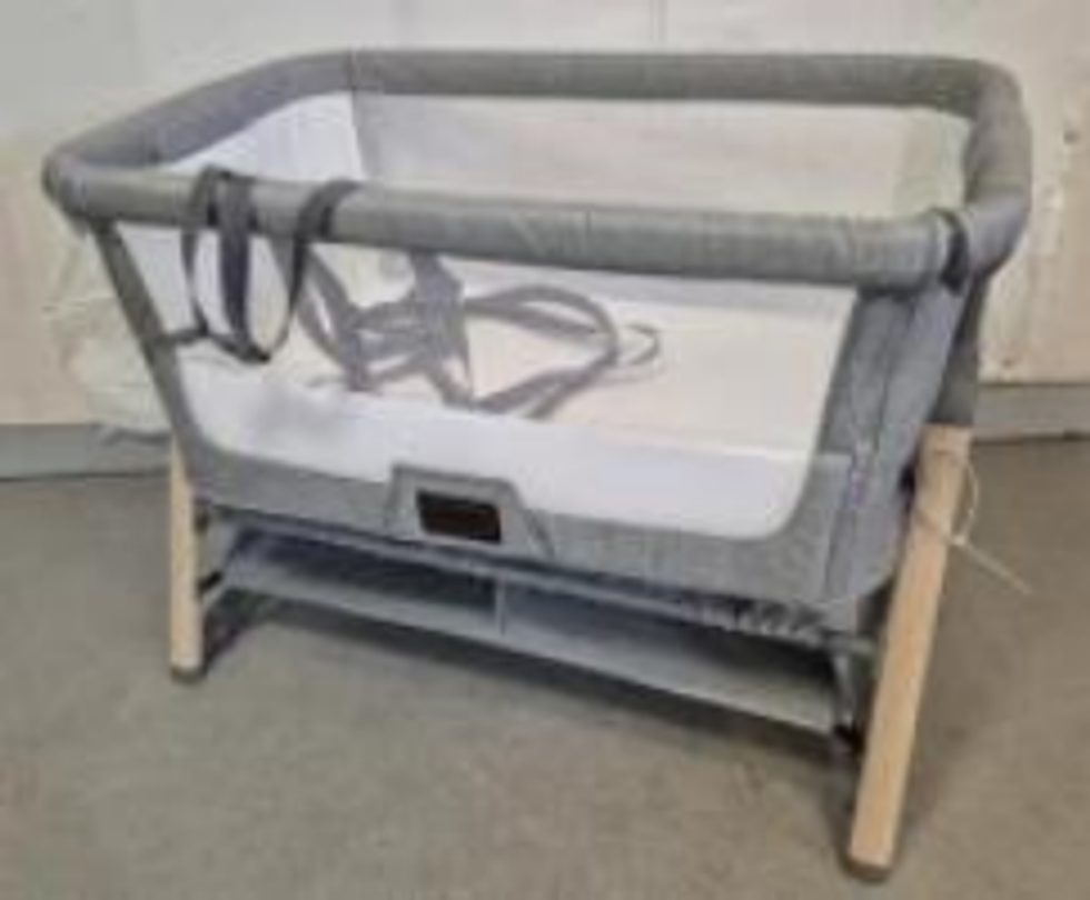 Hush by Venture Bedside Crib