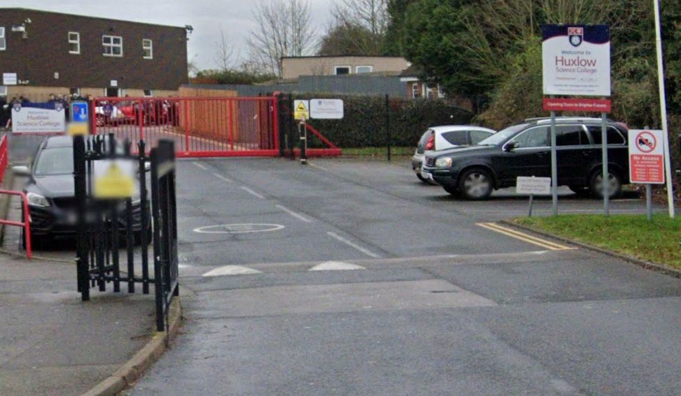 Huxlow Science College