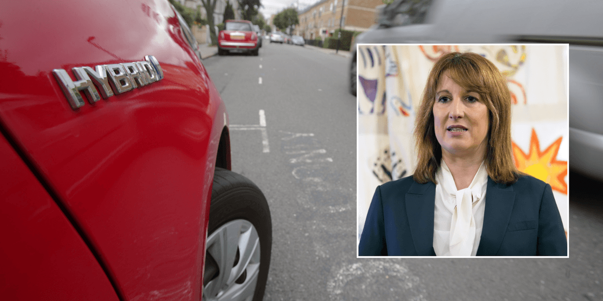 Rachel Reeves risks forcing cars off UK roads as ‘double whammy’ taxes impact thousands of drivers Rachel Reeves risks forcing cars off UK roads as ‘double whammy’ taxes impact thousands of drivers