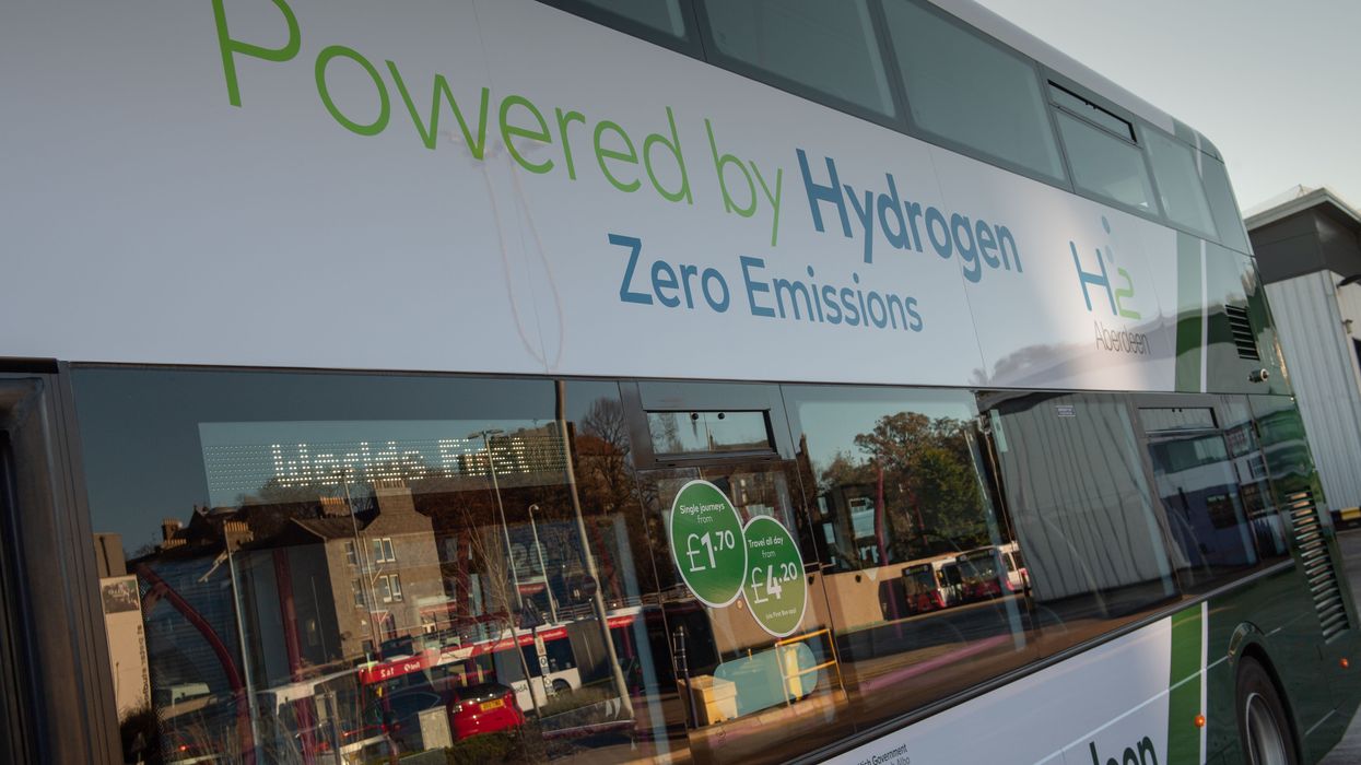 Hydrogen vehicle