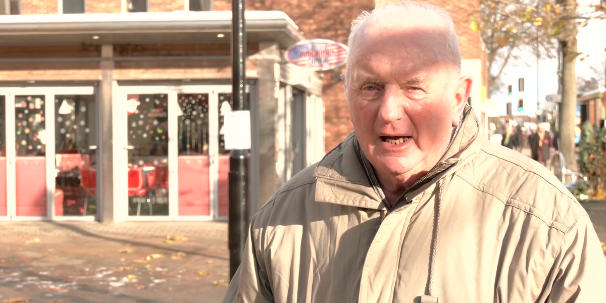 NextImg:'I have to come to the pub for a warm meal!' Pensioner shares heart-breaking story after losing Winter Fuel Payment