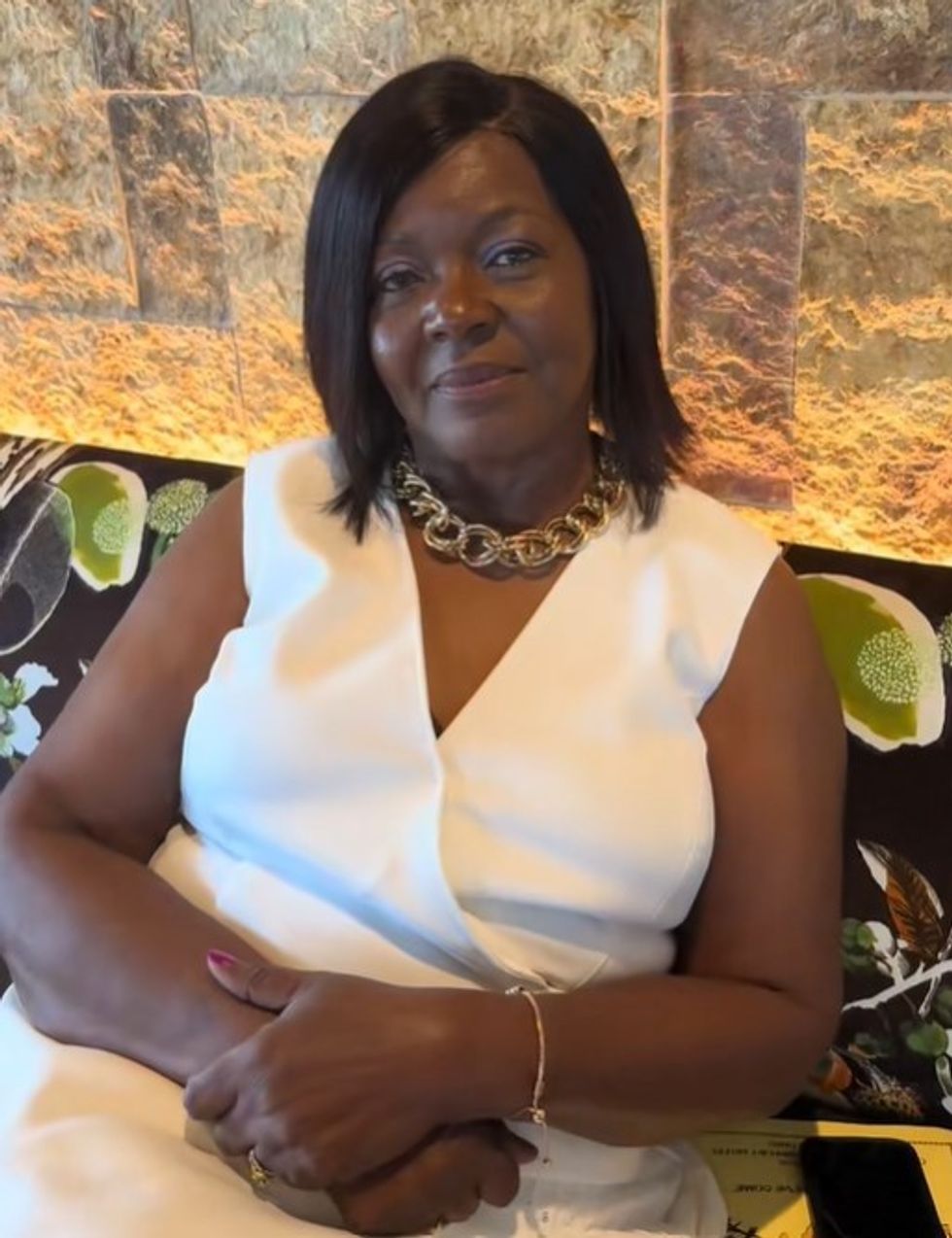 @_iamdedi's 80-year-old mother