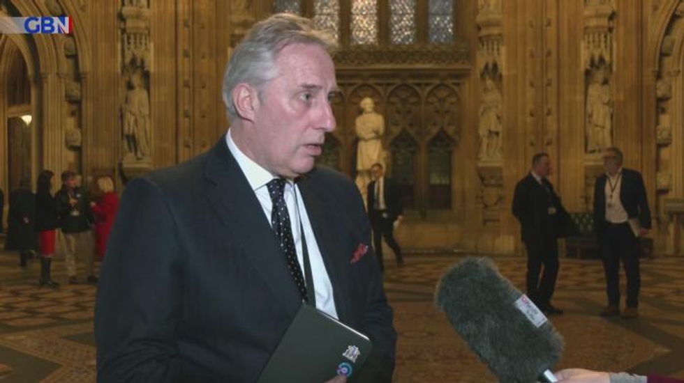 'Doesn't cut the mustard!' Sunak's new Brexit deal torn to shreds by DUP just HOURS after being agreed