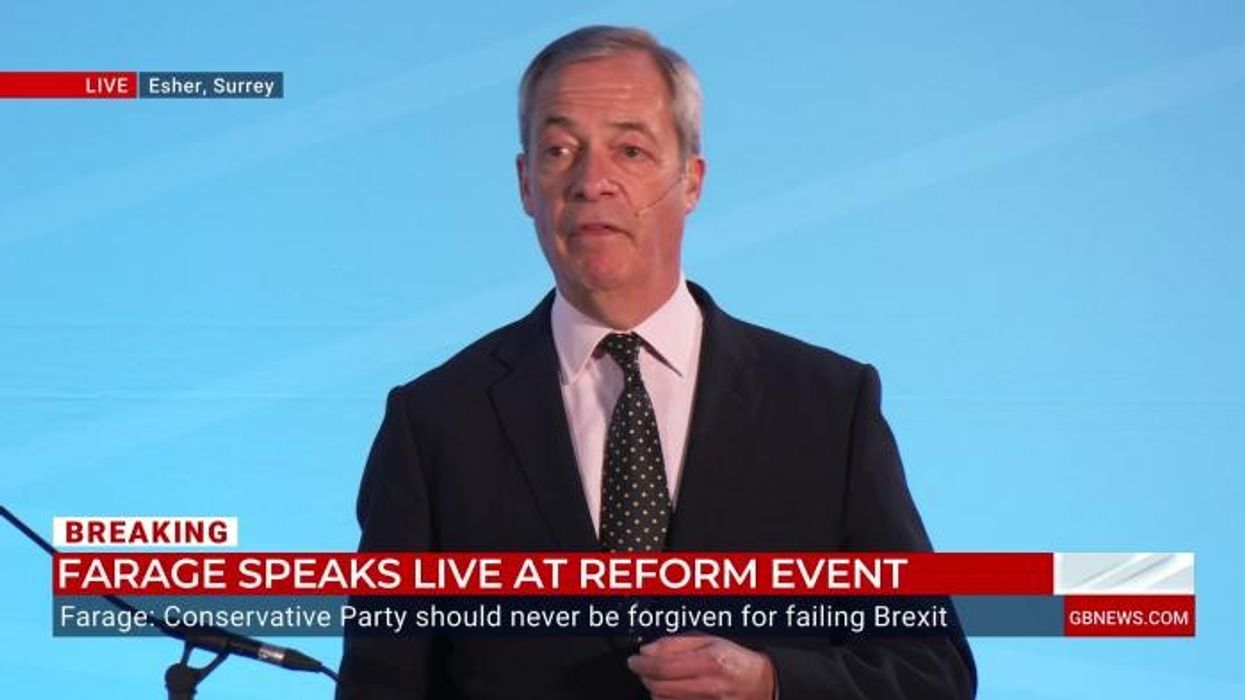 Nigel Farage sets deadline to Keir Starmer as Reform UK prepare to launch own grooming gangs inquiry: ‘People deserve the truth!’