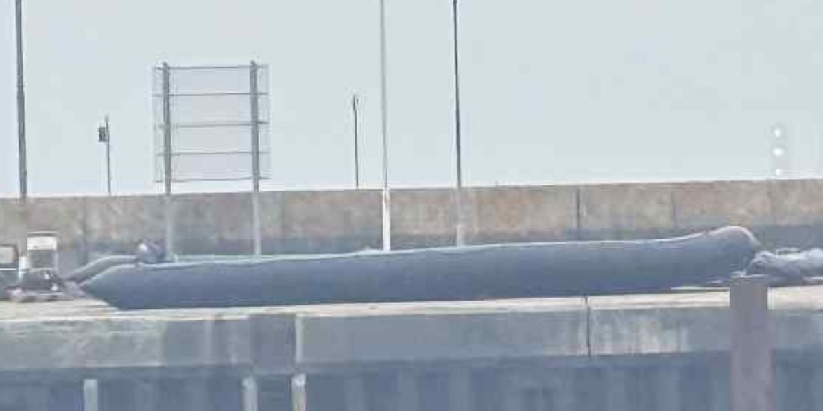 NextImg:Mega dingy: 107 migrants cross Channel in ONE BOAT marking largest single load EVER to arrive in Britain