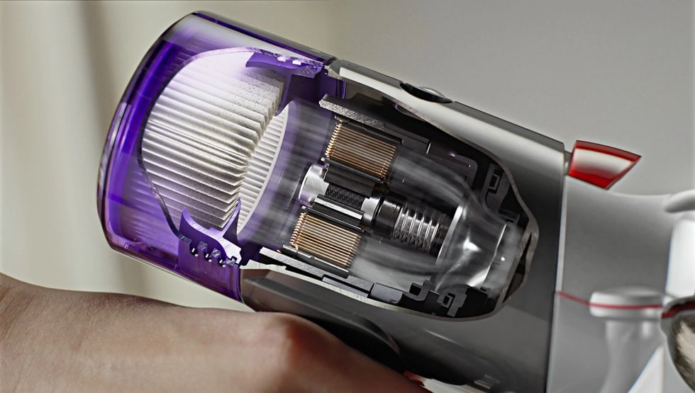 image showing a cross-section of the dyson car plus boat with the motor spinning