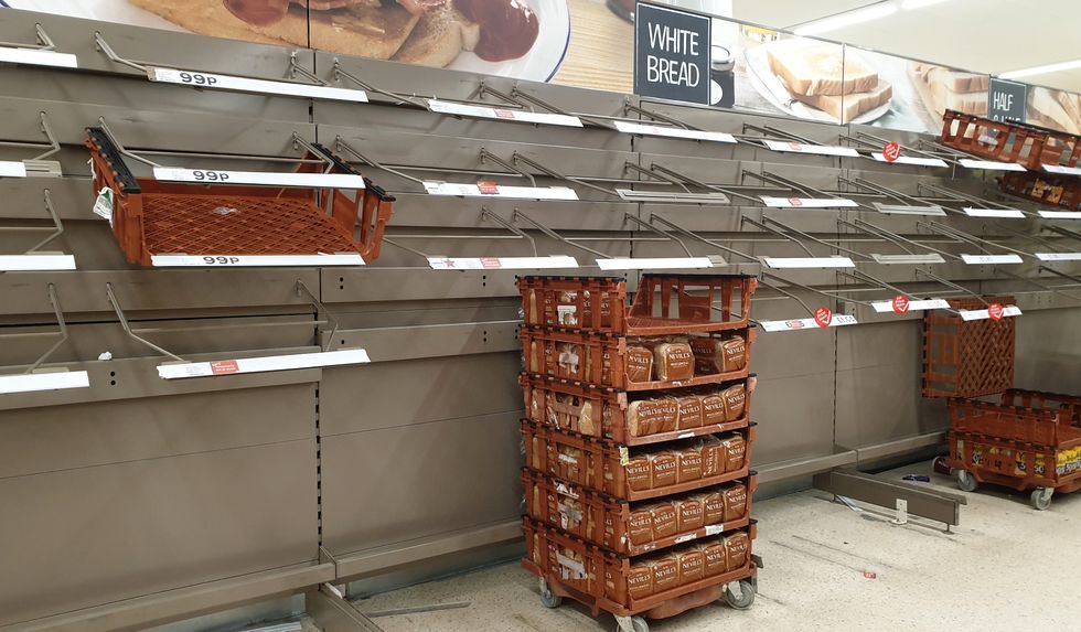 Bread pulled from supermarket shelves across Britain - Iceland takes urgent action