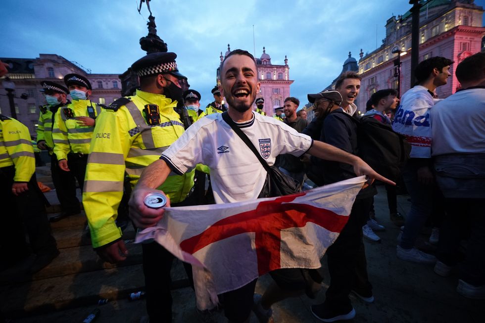 England fans without tickets should not come to London, police warn