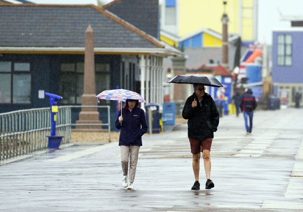Weather: Heavy showers, thunderstorms and an unsettled week ahead