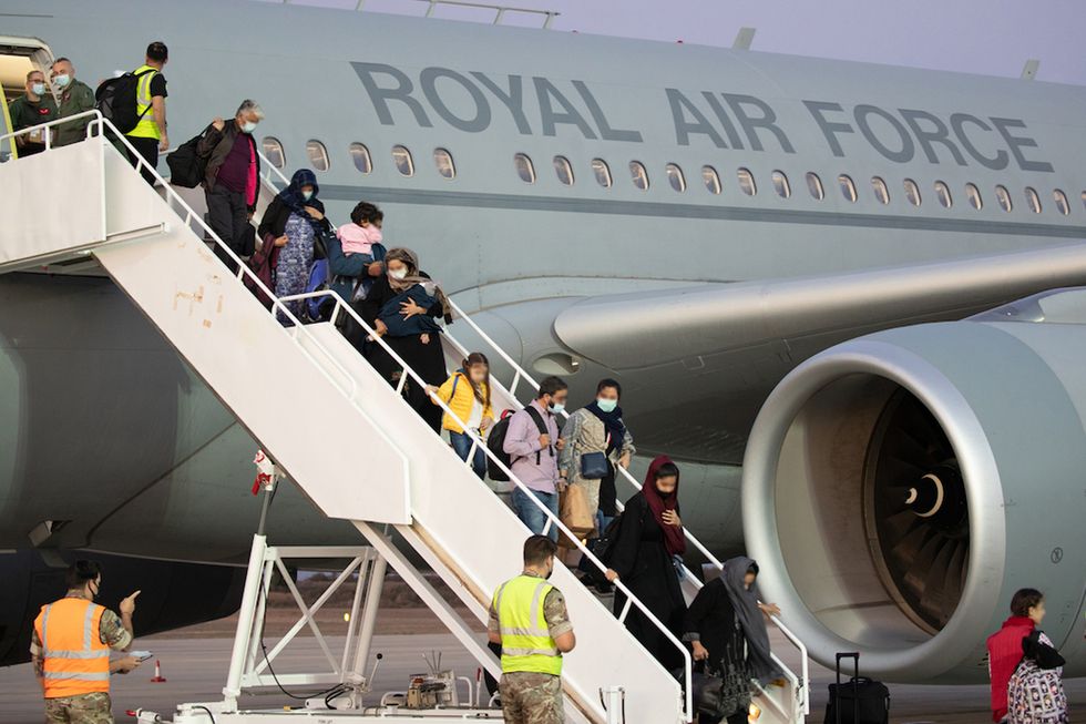 Afghanistan: First military airlifts since Kabul evacuation lands in the UK