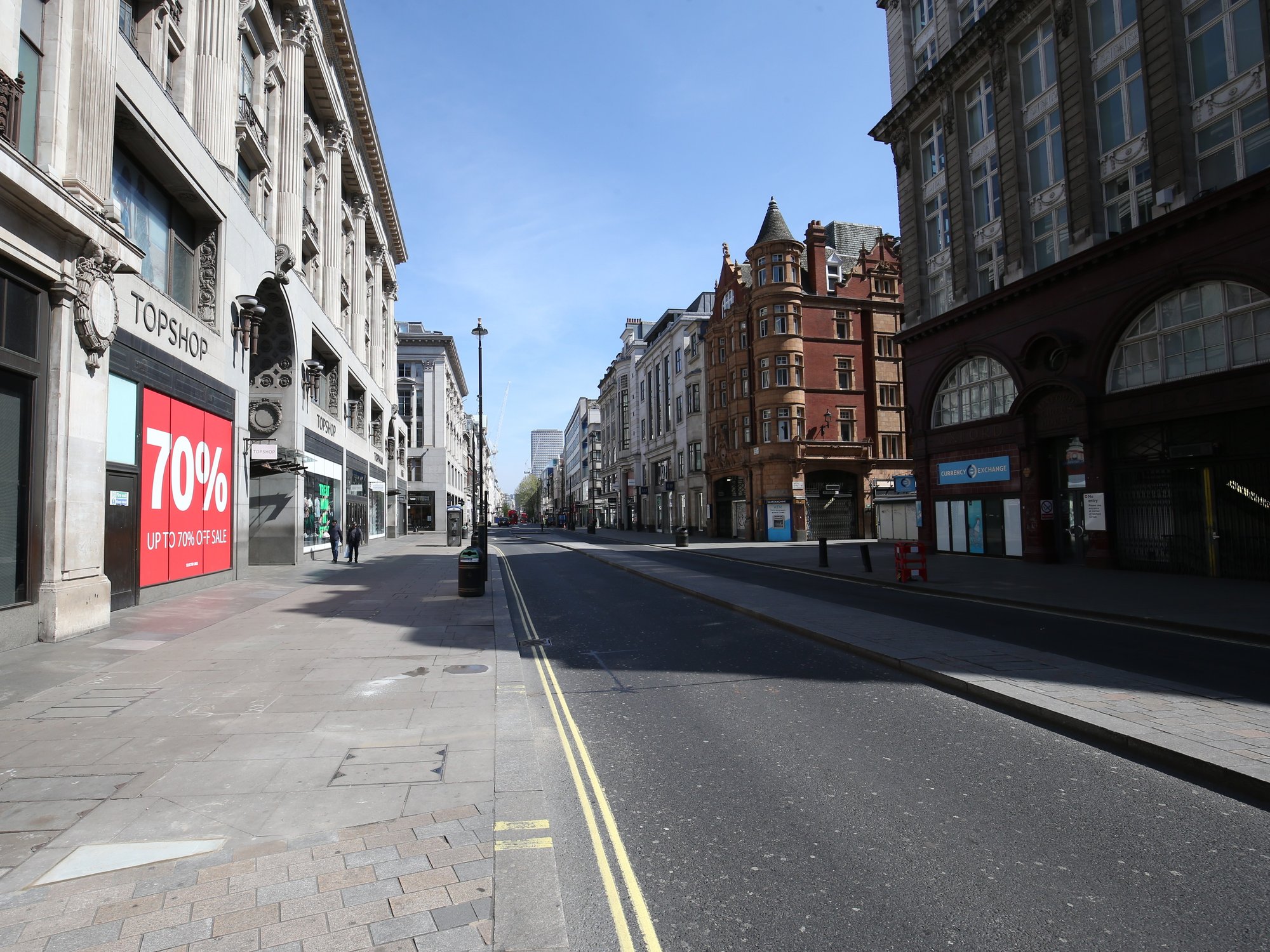 High street fashion chain to shut all UK stores in just weeks in hammer blow for Britons