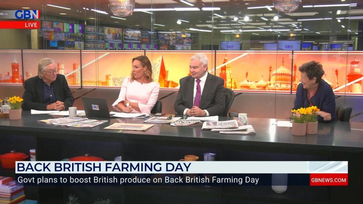 Cow incredibly rescued from sinkhole after plunging headfirst - WATCH