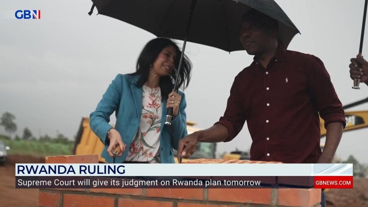 WATCH: Legal expert on troubles Rishi Sunak faces with Rwanda migrant plan after Braverman's scathing attack
