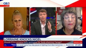 WATCH: Furious row breaks out over Lorraine Kelly 'body s...