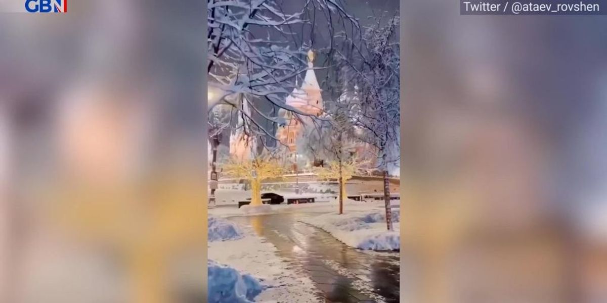 NextImg:WATCH: Russian 'black blizzard' sweeps through Moscow as city is covered in snow