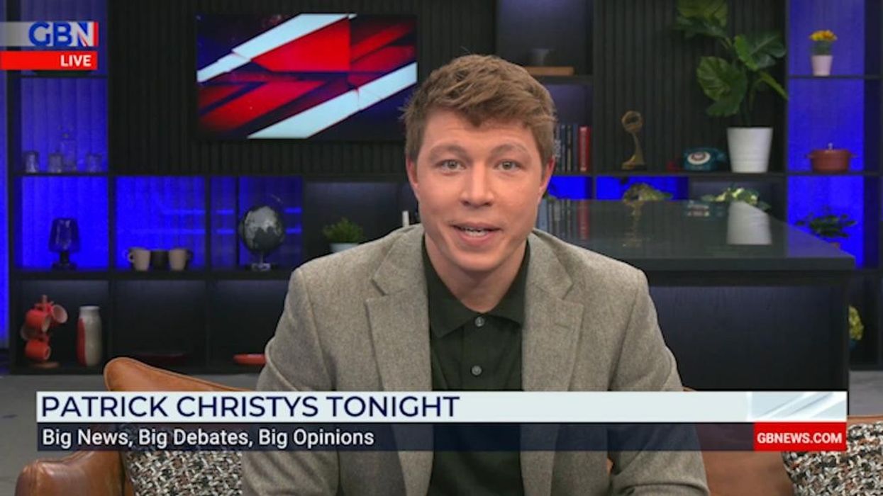 ‘Do you know Omid Scobie?’ GB News speaks to Buckingham Palace tourists and the reaction is enlightening…