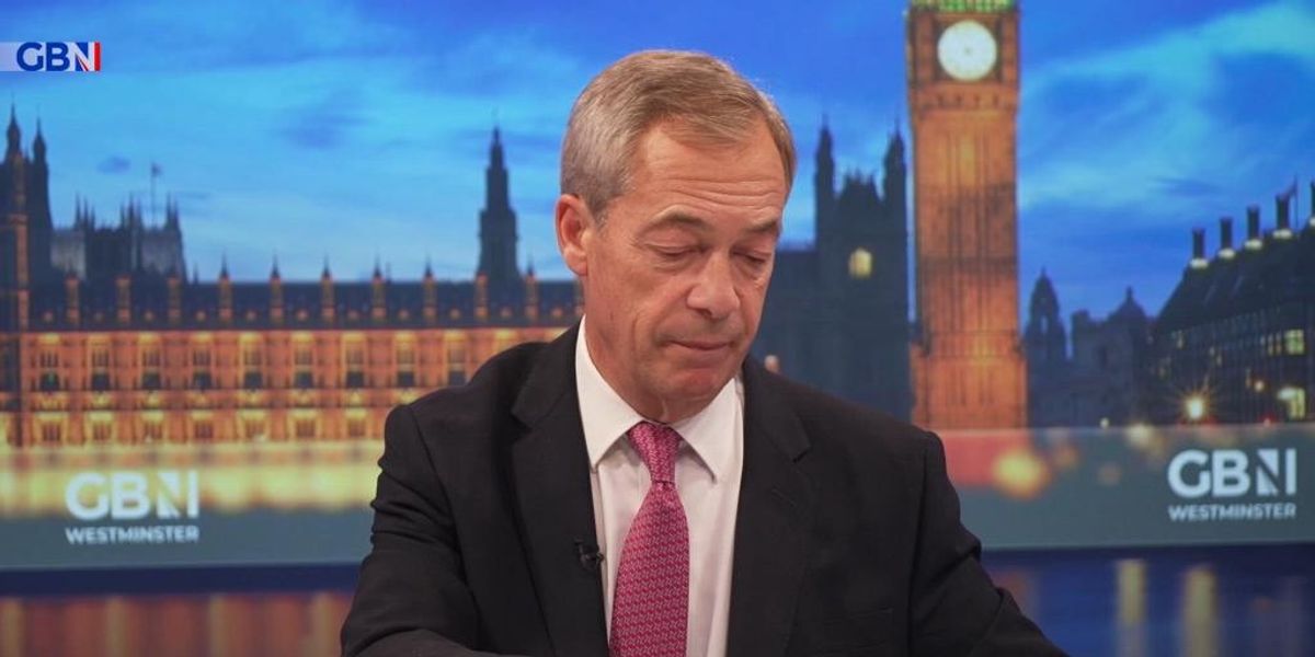 Nigel Farage blasts 'weaselly' Foreign Office over Donald Trump ...