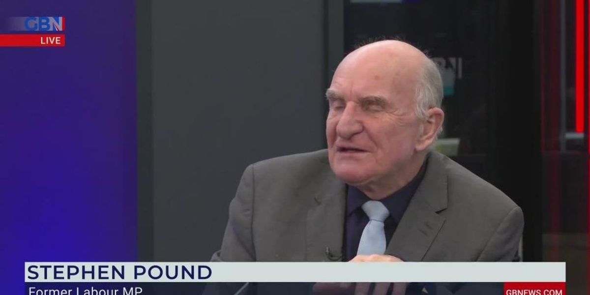‘I’m very reluctant’: Stephen Pound makes candid driving admission as headlights ‘blind’ motorists ‘I’m very reluctant’: Stephen Pound makes candid driving admission as headlights ‘blind’ motorists