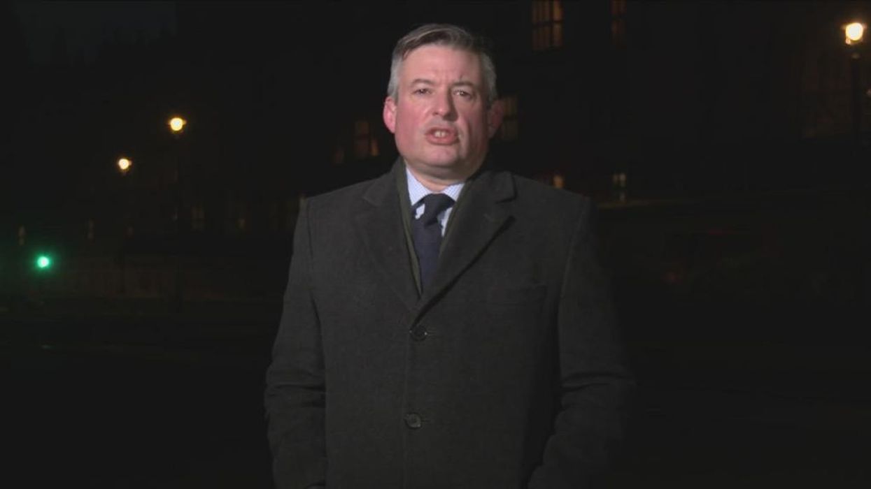 Jonathan Ashworth says Universal Credit should NOT be cut as he blasts 'life of Riley' claims