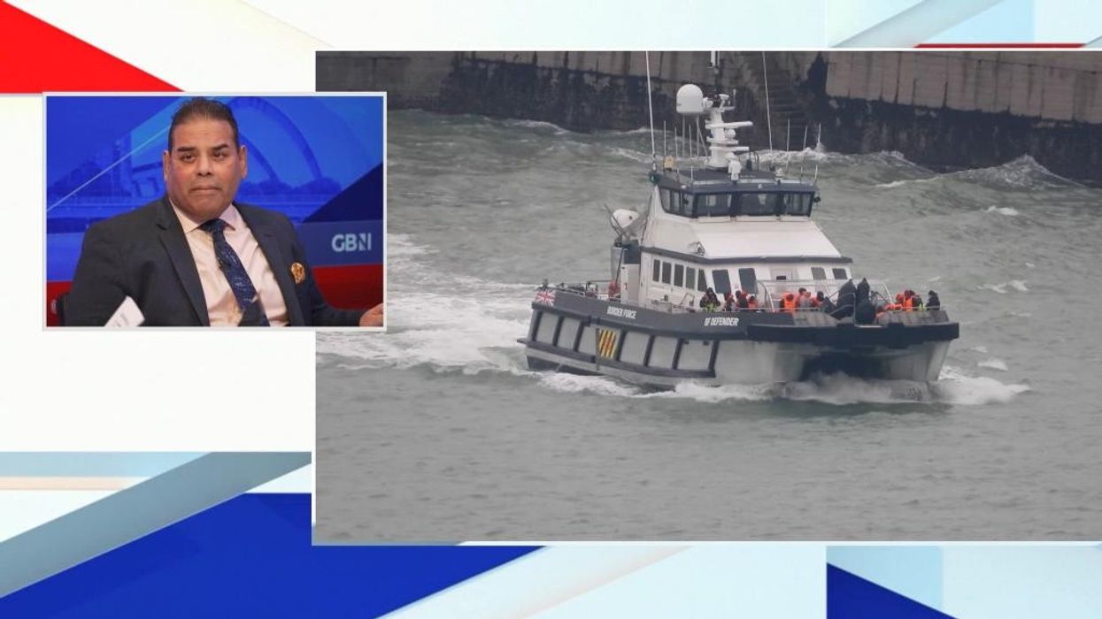 Labour MP makes radical net migration demand amid eye-watering population figures: 'You're agreeing with Farage!'