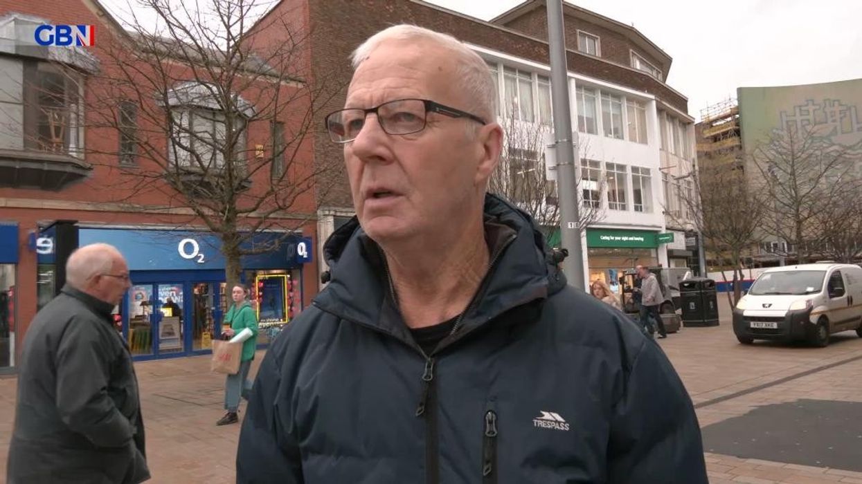 Prince Harry branded a ‘traitorous little toe rag’ by furious Briton