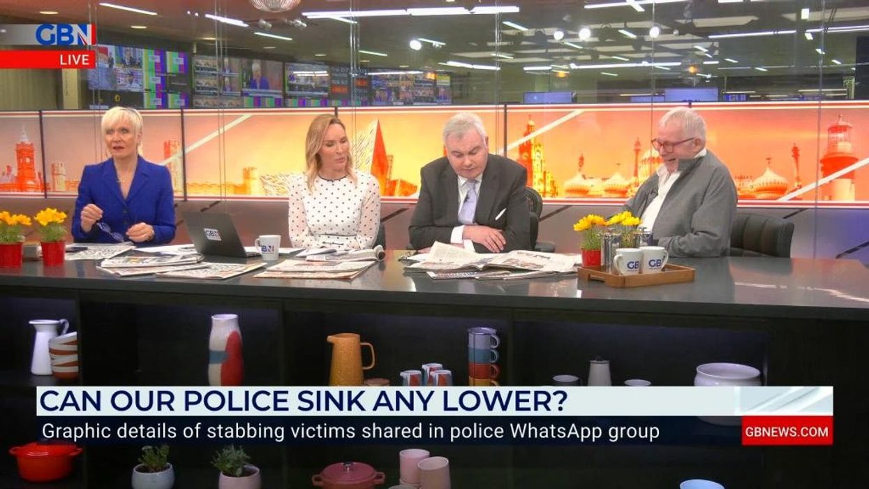 Eamonn Holmes mocks Phillip Schofield 'NDA payment' - 'Banned from talking about it!'