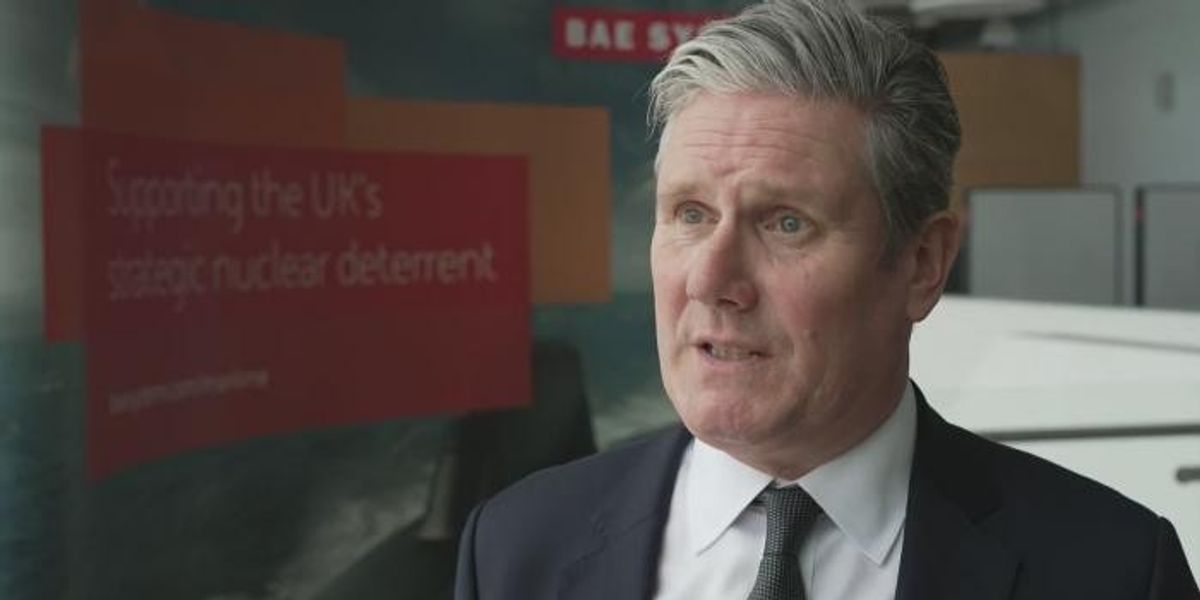 NextImg:Keir Starmer says he's 'fully confident' in Angela Rayner as Met Police open investigation
