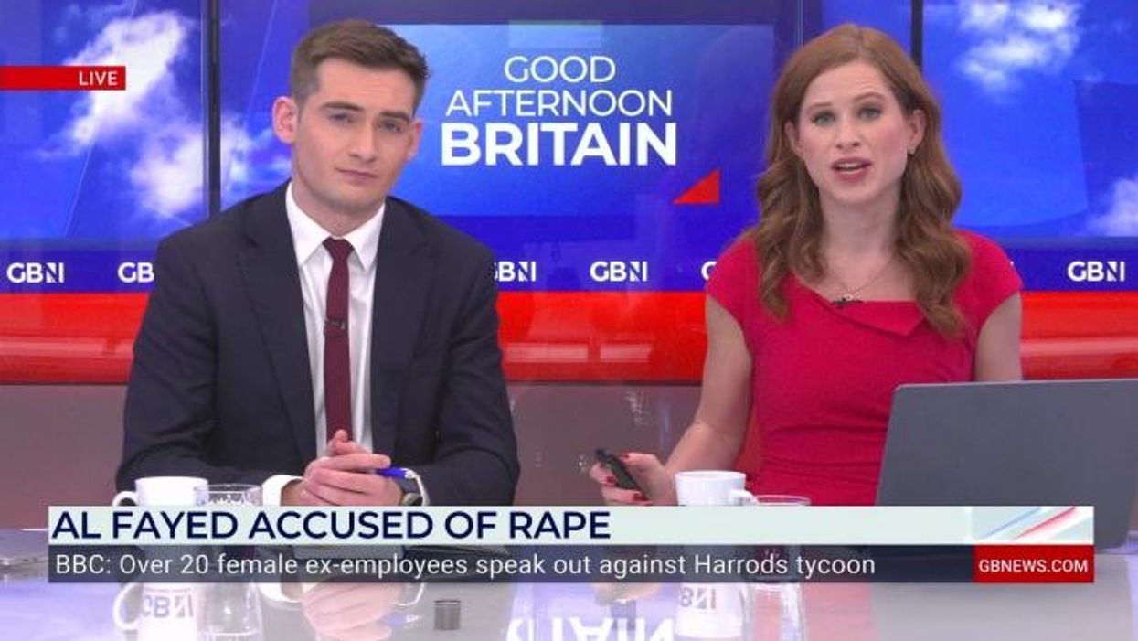 Mohamed Al Fayed: Showbiz reporter claims 'flirtatious' former Harrods owner offered her £20,000