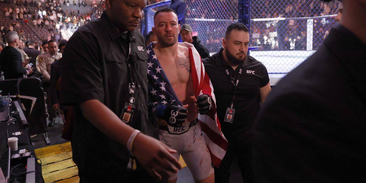 Donald Trump: UFC fighters scream 'woke agenda is dead' as president ...