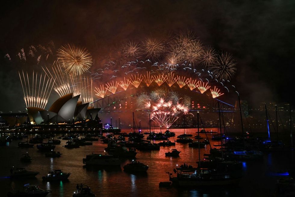 Australia New Year 2025 Sydney erupts into celebration as the world