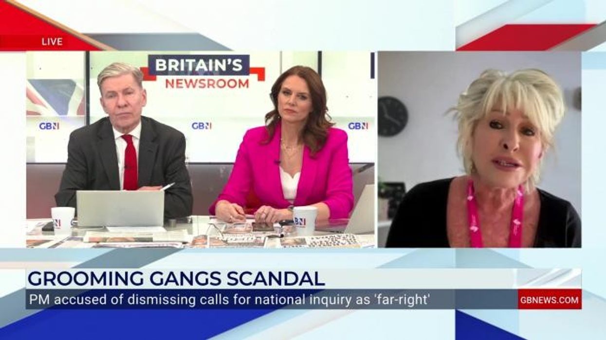 Keir Starmer's 'empty words' on grooming gangs are 'smoke and mirrors', Oliver claims