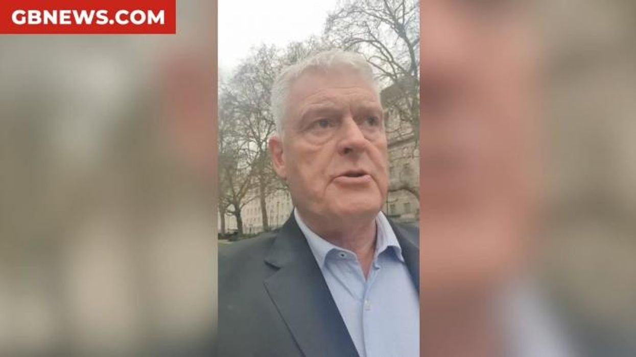 Labour urged to 'arrest, detain and deport' foreign criminals by Lee Anderson