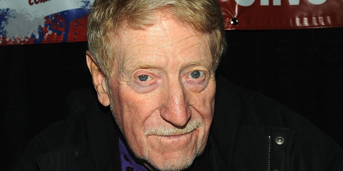 NextImg:Star Wars and Batman legend dies aged 94 following dementia battle as daughter speaks out