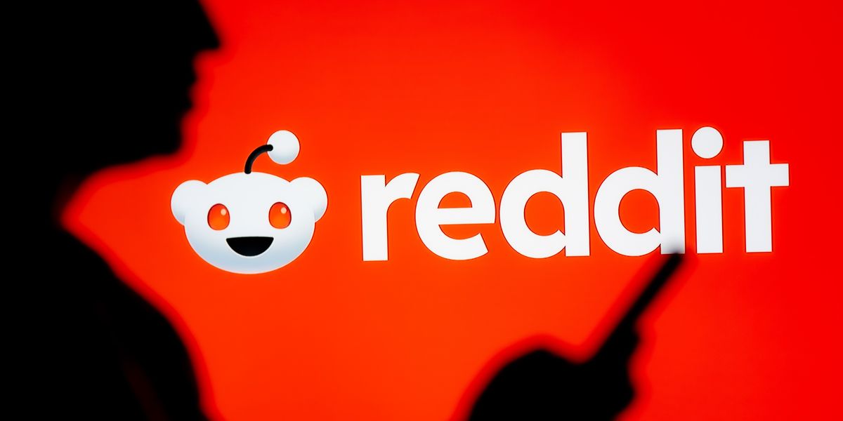 NextImg:Is Reddit down? Thousands of users receive ‘internal server error’ message as app and website ‘not working’