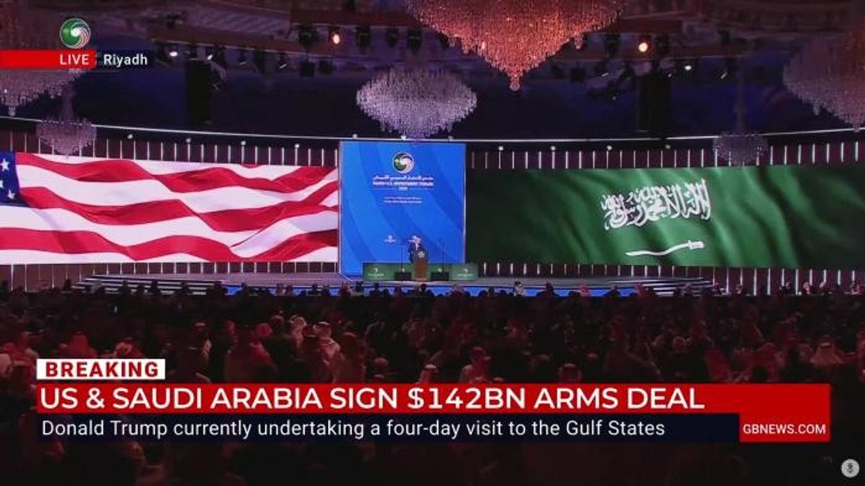 Donald Trump threatens to exert 'massive, maximum pressure' on Iran