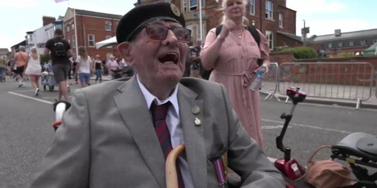 NextImg:WATCH: World War Two veteran hails Cleethorpes Armed Forces Day celebrations