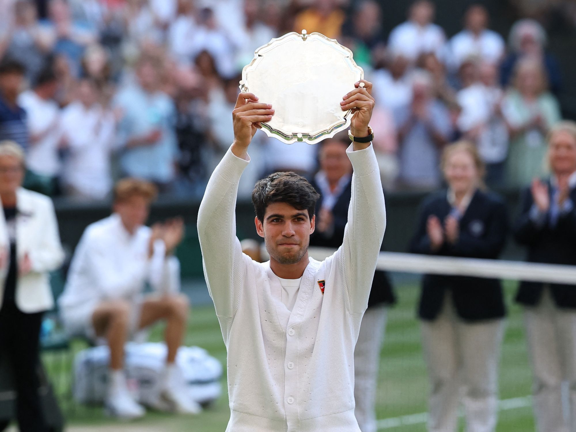 Carlos Alcaraz's coaching team urged to stage immediate intervention after Wimbledon final defeat