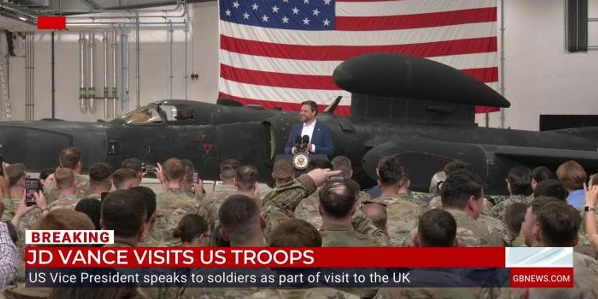 NextImg:JD Vance outlines UK-US mission for 'peace and prosperity' in Ukraine and Russia as he hails troops