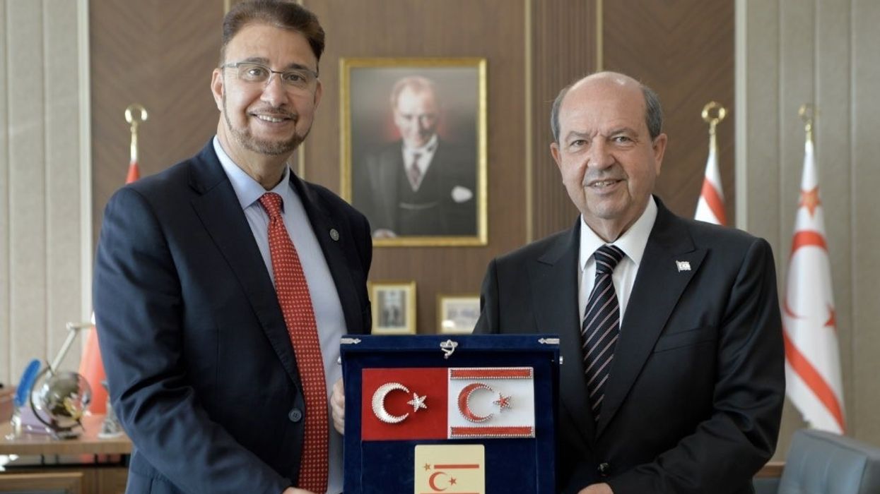 Labour backbenchers in revolt as MPs pressure Keir Starmer to sack trade envoy for unauthorised trip - ‘The visit risks undermining the UK’s credibility'