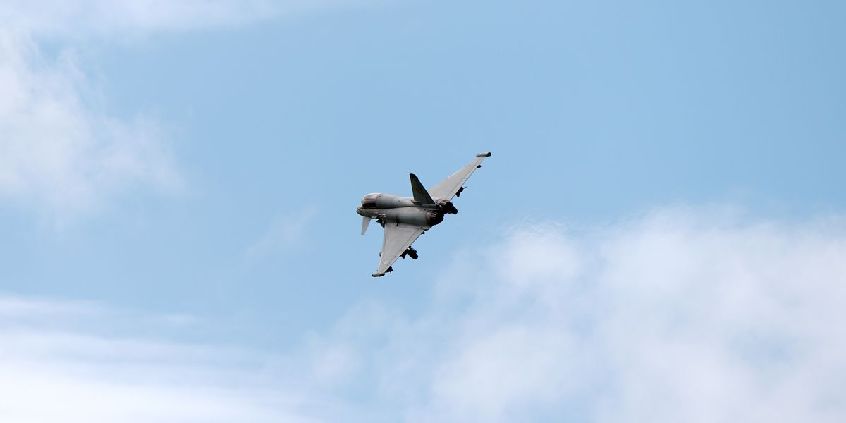 NextImg:'Sonic boom' heard across parts of UK as Britons left baffled over 'loud bang'