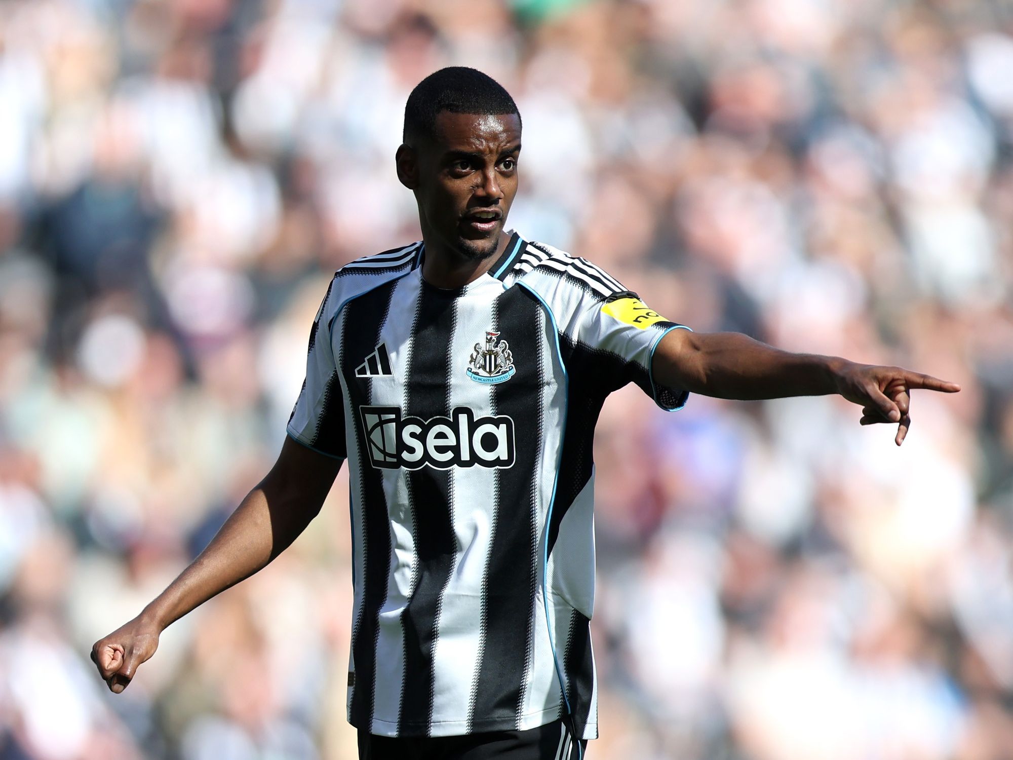 Paul Merson slams 'ridiculous' Liverpool after agreeing Alexander Isak transfer on deadline day