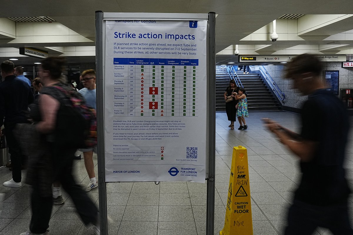 Tube strike plunges London into chaos as trade union demands staff work just 32 hours a week