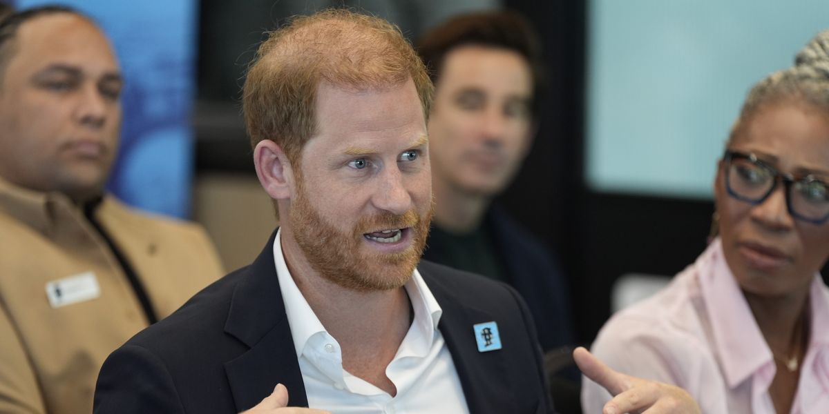Prince Harry releases statement on claim he reached out to Eton in bid to secure Archie a spot at prestigious school Prince Harry releases statement on claim he reached out to Eton in bid to secure Archie a spot at prestigious school